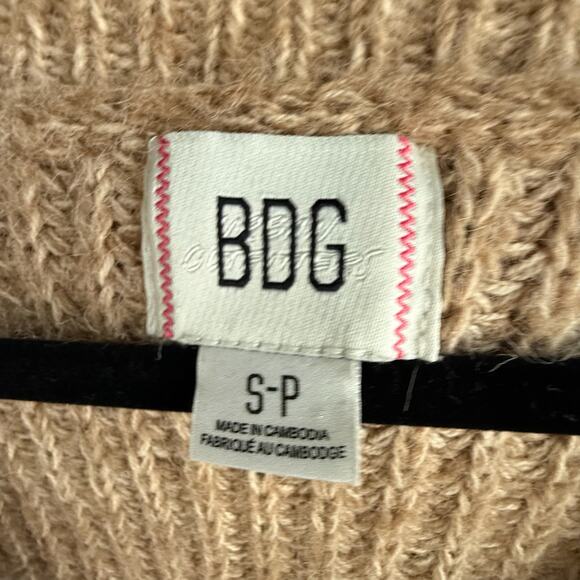 Sweater Vest Women S Beige Oversized Chunky Knit Button Front Pocket Sweater Y2K - Picture 6 of 10